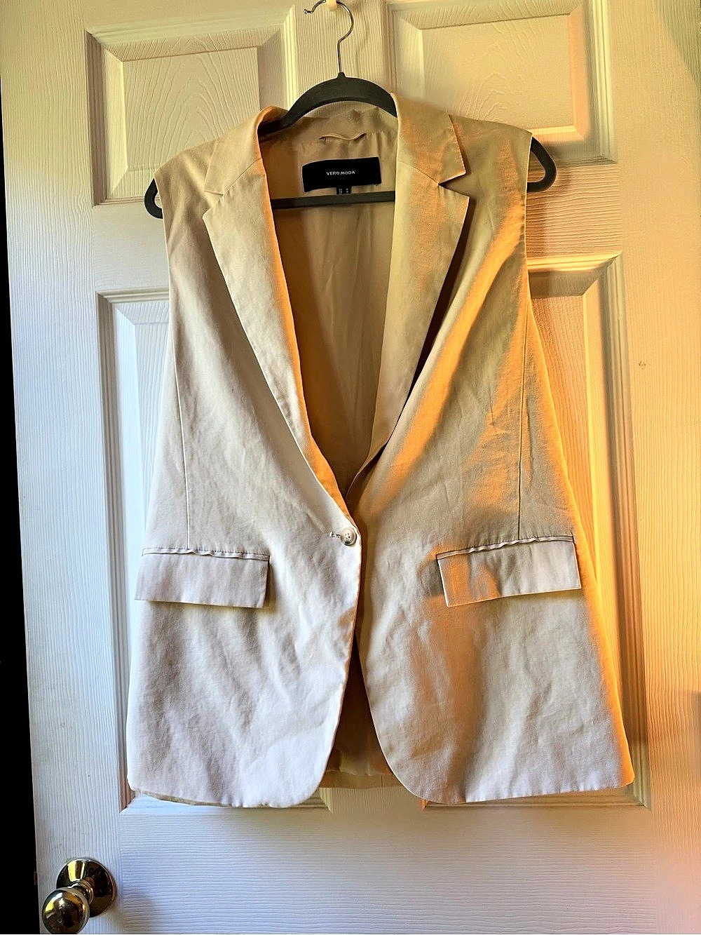 Vero Moda Long Cream Vest Size Medium Like New